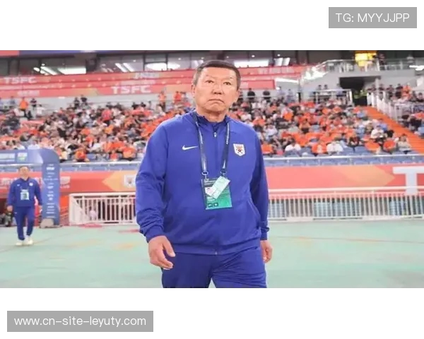 泰山队 29 人合练迎关键战！高准翼伤愈复出，崔康熙强调攻守平衡